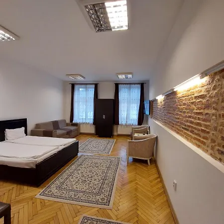 主廣場多樣公寓 Braşov Exterior photo