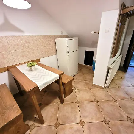 主廣場多樣公寓 Braşov Exterior photo