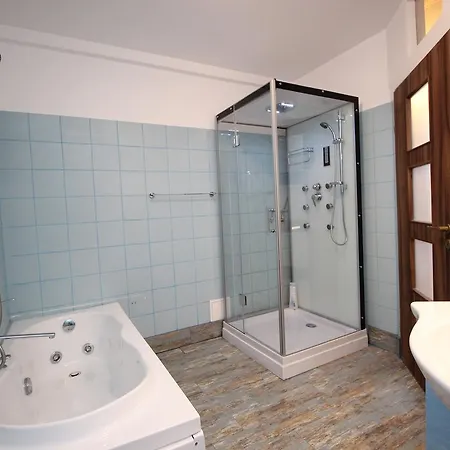 主廣場多樣公寓 Braşov Exterior photo