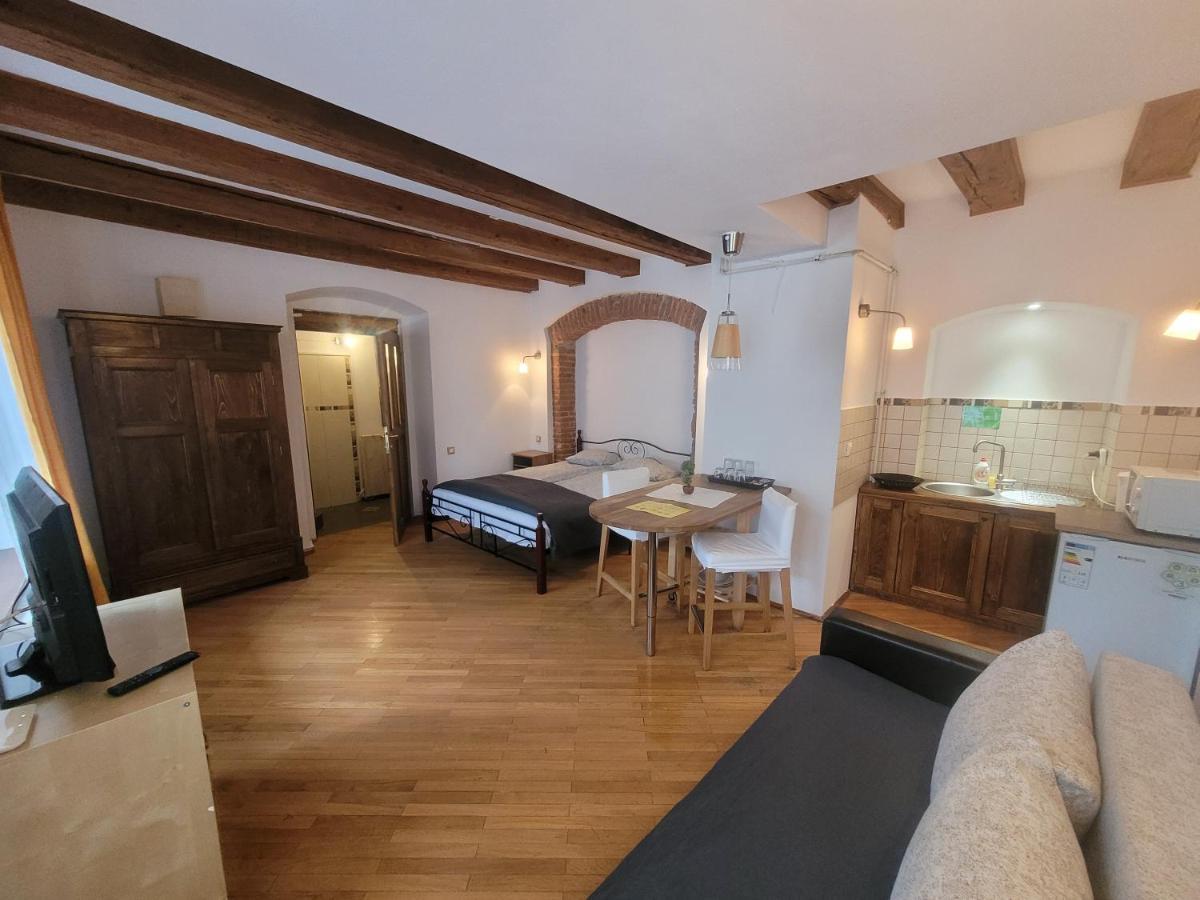 Main Square & Apartment *